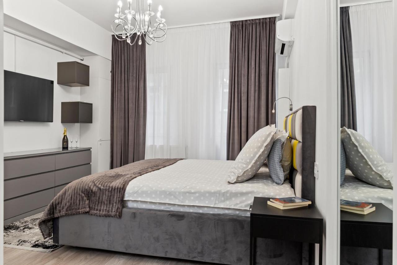 Brand New Studio - Old Town Bucarest Extérieur photo