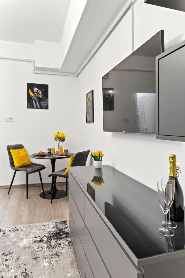 Brand New Studio - Old Town Bucarest Extérieur photo