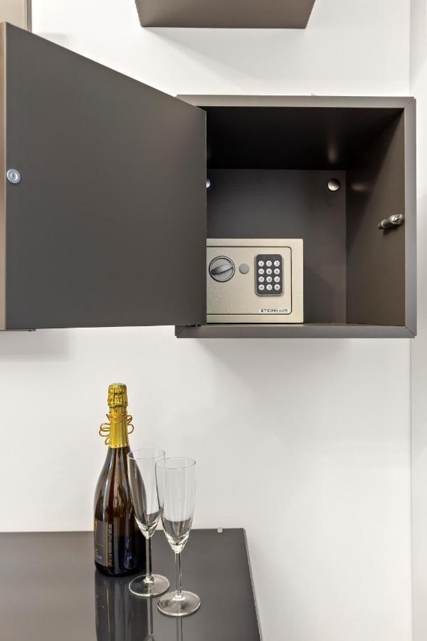 Brand New Studio - Old Town Bucarest Extérieur photo